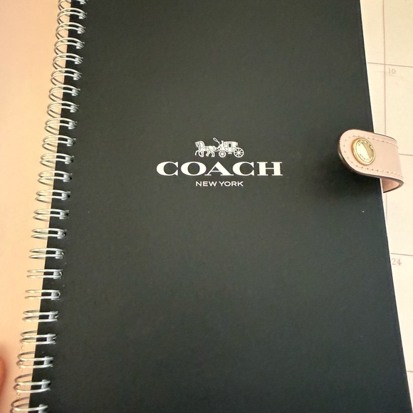 Coach notebook with Rosette print. - Picture 4 of 7